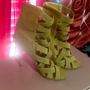 Beige high heels, perfect for a casual outing